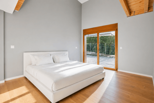 Villa avec volumes spectaculaires, baignée de lumière et emplie de charme - Multiples espaces et fort potentiel 5