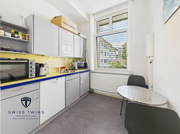 Zentrale Geschäftsfläche - ideal für Büro oder Verkauf 10