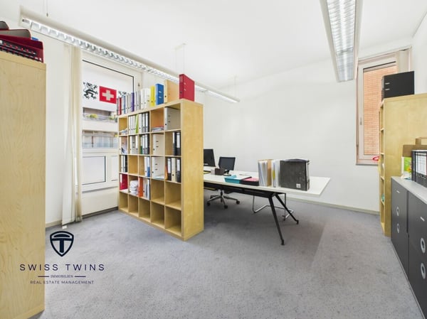 Zentrale Geschäftsfläche - ideal für Büro oder Verkauf 5