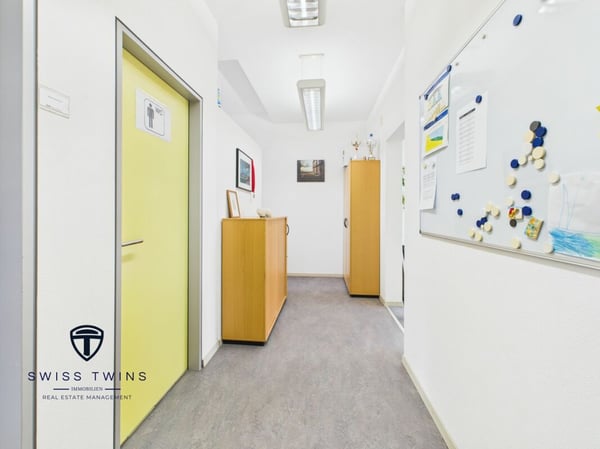 Zentrale Geschäftsfläche - ideal für Büro oder Verkauf 9