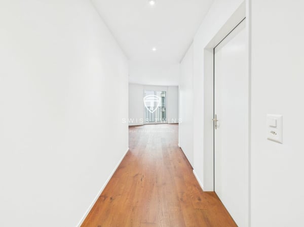 Urbaner Luxus trifft Ruhe - Stilvolle 1.5-Zimmer-Wohnung mit CarLift 11