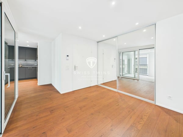 Urbaner Luxus trifft Ruhe - Stilvolle 1.5-Zimmer-Wohnung mit CarLift 4