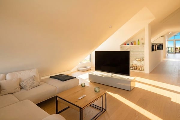 Exklusive 4.5-Zimmer-Dachwohnung: Luxuriöses Penthouse-Feeling über dem Nebelmeer 13