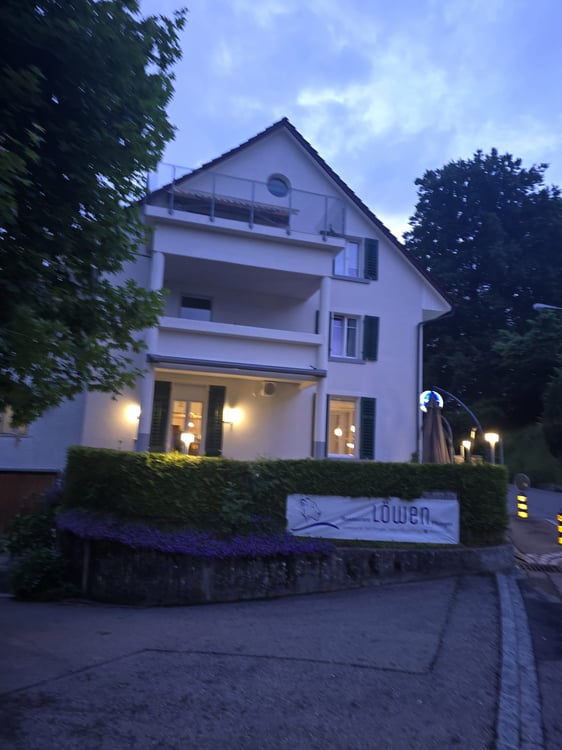 Restaurant in Pfungen 17