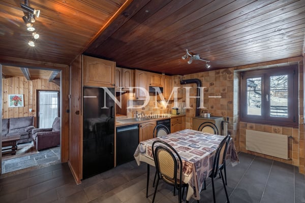 Chalet de caractère avec vue panoramique 4