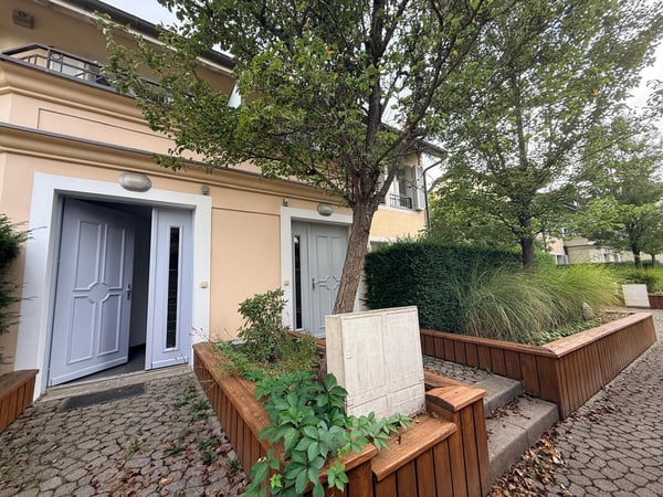 Triplex en Attique de Prestige aux Portes de Genève ? Centre de Ferney-Voltaire
