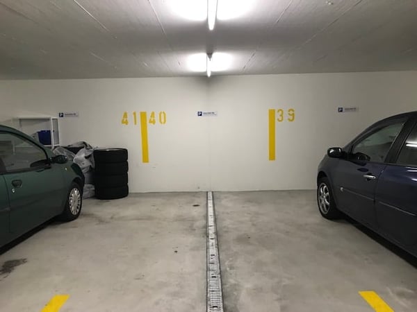 Tiefgaragenparkplätze in Kleinandelfingen zu vermieten 2