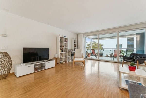 sehr gepflegte 4.5 Zimmer-Wohnung 2