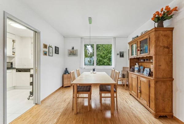 sehr gepflegte 4.5 Zimmer-Wohnung 3
