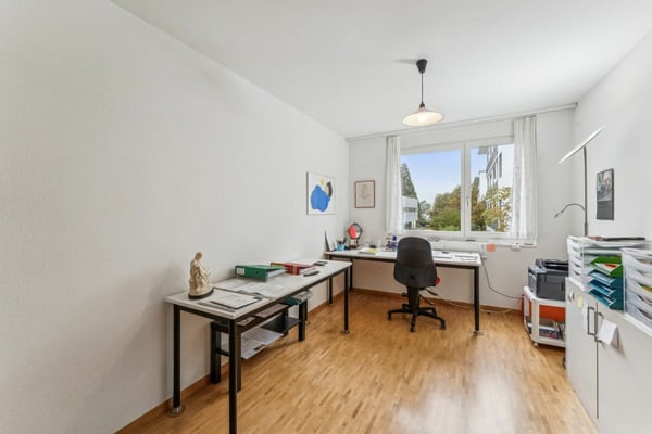 sehr gepflegte 4.5 Zimmer-Wohnung 8