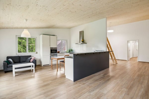 UNSCHEINBARES WOHN- UND PFERDEPARADIES MIT NEUWERTIGER REITHALLE, VIEL PRIVATSPHÄRE UND WEITEREN AUSBAUMÖGLICHKEITEN 14