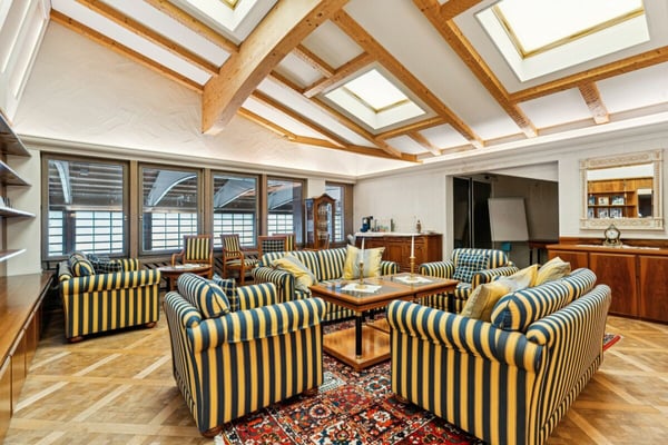 EXKLUSIVE REITSPORTANLAGE MIT VOLLSTÄNDIGER INFRASTUKTUR IN MAUREN FL 11