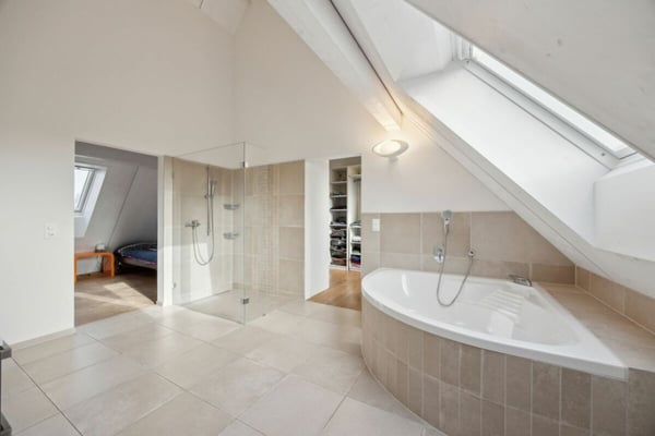 REITSPORTIMMOBILIE MIT ZWEI WOHNEINHEITEN UND DER MÖGLICHKEIT ZUR INDIVIDUELLEN PFERDEHALTUNG 10