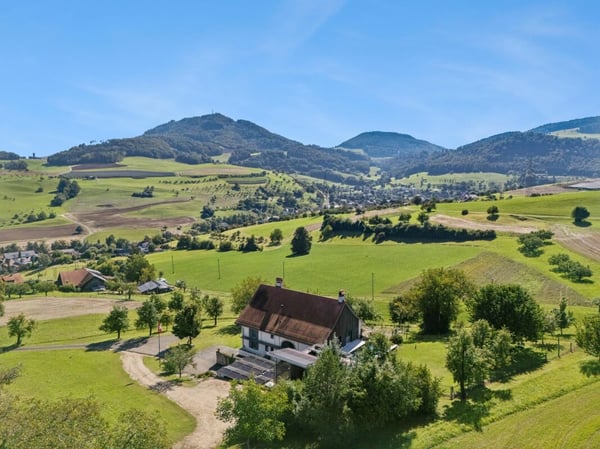 IHR EXKLUSIVES EIGENHEIM AN ABSOLUTER ALLEINLAGE 1