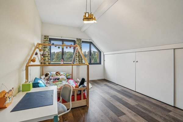 TRAUMHAFTE REITSPORTANLAGE MIT VERSCHIEDENEN BEWEGUNGSFLÄCHEN UND VIEL WEIDELAND IN DOTNACHT 6