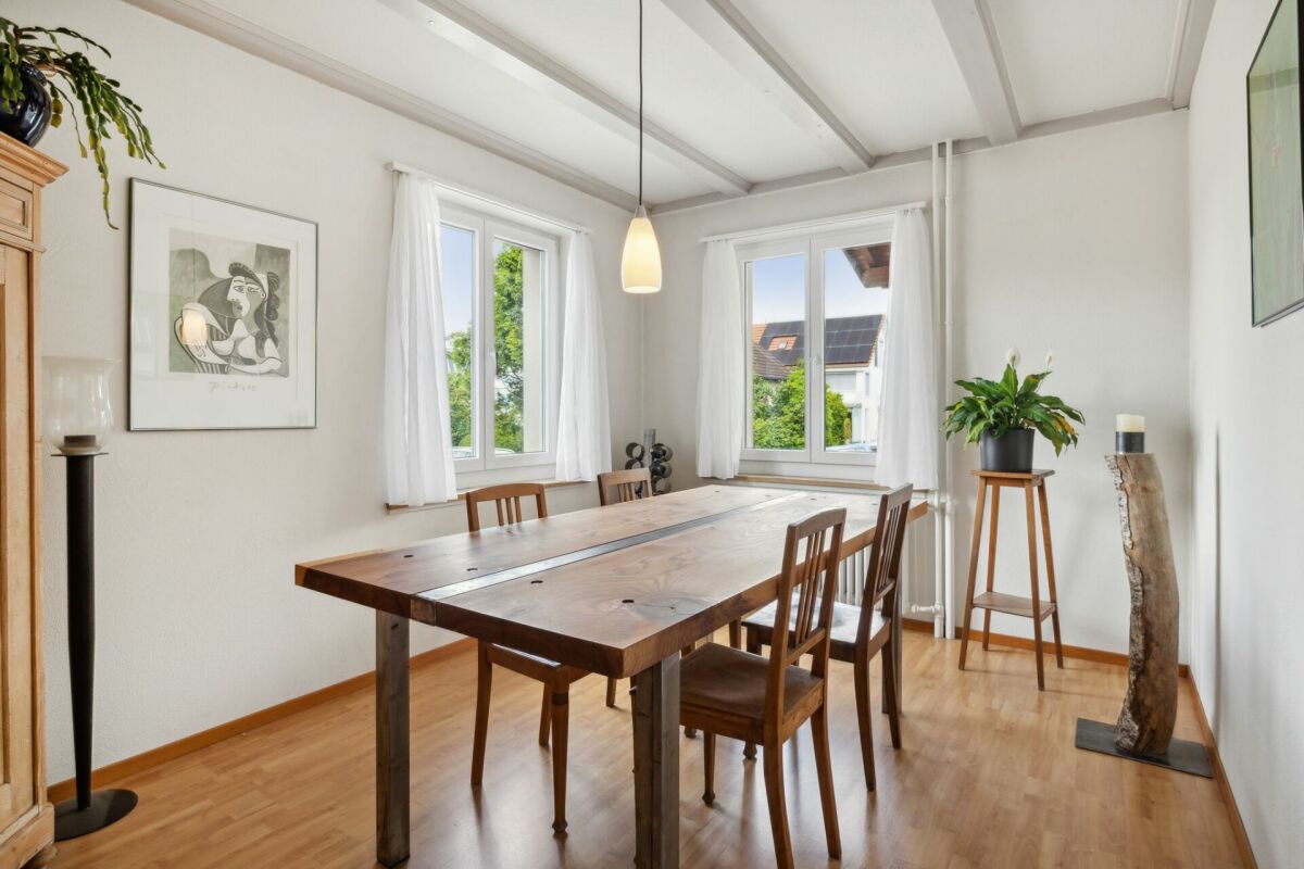 GEWERBEIMMOBILIE MIT VIELFÄLTIGEN NUTZUNGSMÖGLICHKEITEN UND WOHNHAUS