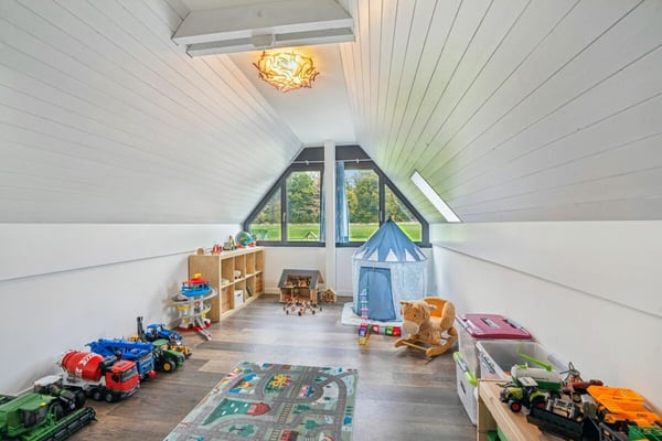 *NEUER PREIS* - FRISCH RENOVIERTES WOHNHAUS MIT REITPLATZ, ROUNDPEN UND GROSSEN WEIDEFLÄCHEN 7