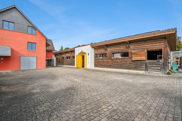 *NEUER PREIS* - FRISCH RENOVIERTES WOHNHAUS MIT REITPLATZ, ROUNDPEN UND GROSSEN WEIDEFLÄCHEN 15