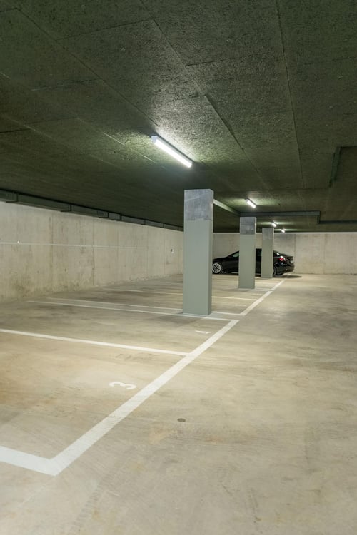 Nie mehr Parkplatzsuche  sicherer Einstellplatz im Neubau 