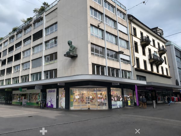 Ladenfläche an der Nidaugasse/General-Dufour-Strasse in Biel – sofort verfügbar 1