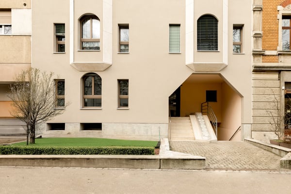 HELLE 1-ZIMMER WOHNUNG im 1. OG mit Lift im attraktiven Iselin-Quartier 11