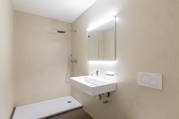 HELLE 1-ZIMMER WOHNUNG im 1. OG mit Lift im attraktiven Iselin-Quartier 10