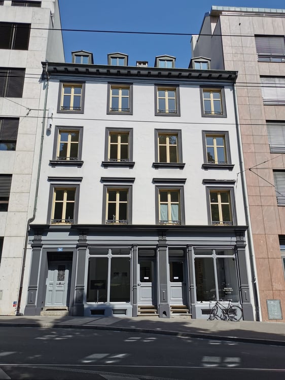 Bijou zentral am Bahnhof SBB zu vermieten 9