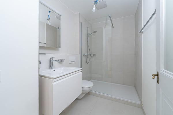 Bijou zentral am Bahnhof SBB zu vermieten 6