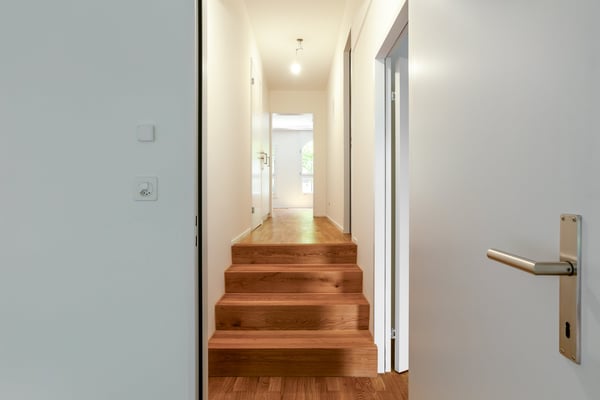 Schöne 3.5 Zimmerwohnung im Iselin Quartier 6