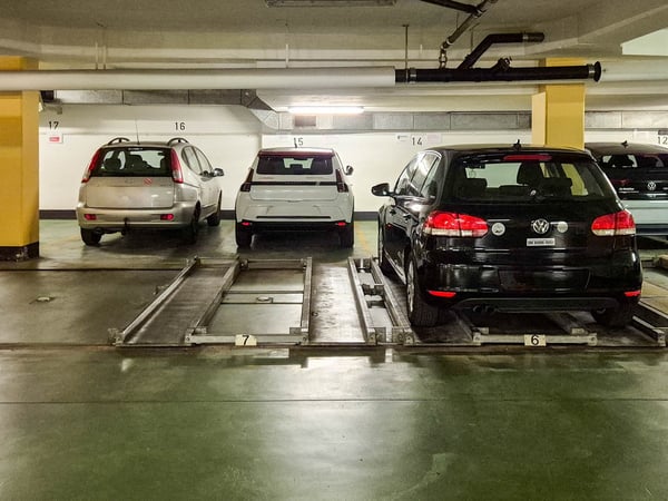 Tiefgaragenplatz im Stadtzentrum Winterthur für kleines Fahrzeug - max 1.77m breit - max 4.73m lang 1