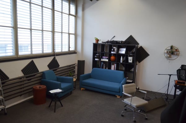Grosses Büro in kreativer Fabrikhalle 2