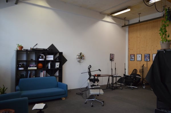 Grosses Büro in kreativer Fabrikhalle 3