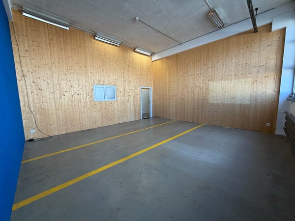Charmantes Büro in alter Fabrikhalle 4