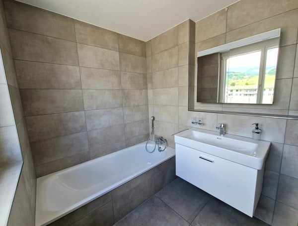 Exklusive 1.5-Zimmer-Attikawohnung mit direktem Liftzugang, See- & Bergsicht 8