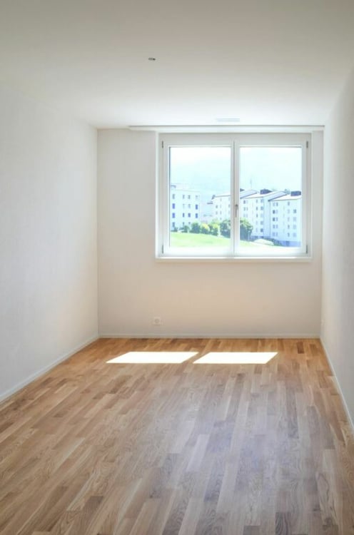 Erstvermietung: moderne 1.5-Zimmerwohnung mit grosszügiger Gartenfläche 4