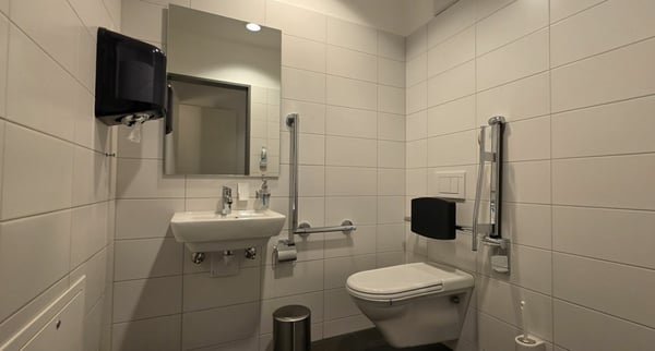 Moderne Bürofläche mit 202 m² an Top-Lage in Altendorf SZ 8