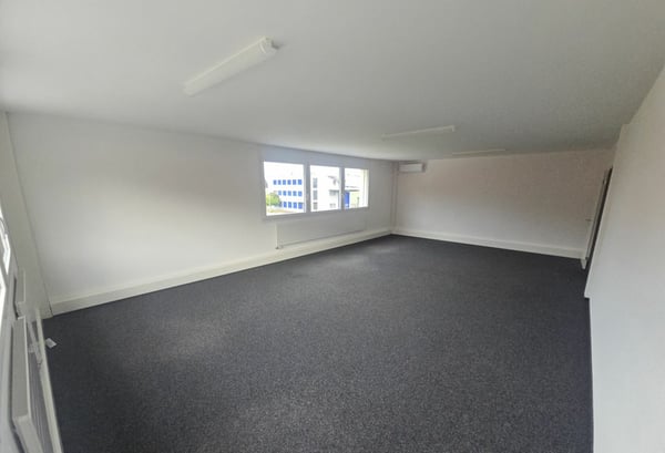 Moderne Bürofläche mit 202 m² an Top-Lage in Altendorf SZ 3