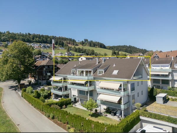 Grosszügige 4.5-Zimmer-Attika-Wohnung mit zwei Tiefgaragenplätzen, zwei Kellern 20