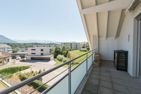Grosszügige 4.5-Zimmer-Attika-Wohnung mit zwei Tiefgaragenplätzen, zwei Kellern 10