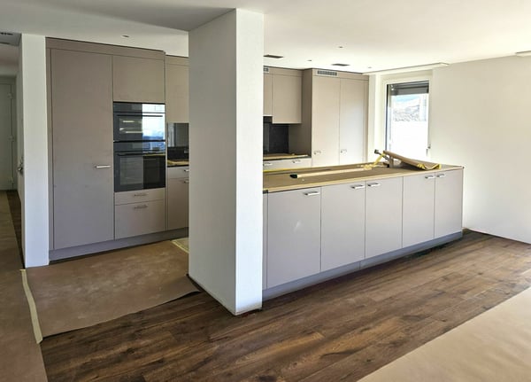 8.5-Zimmer-Doppeleinfamilienhaus mit exklusivem Attikageschoss 3