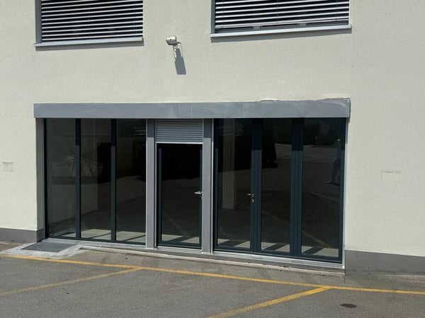 Frisch renoviertes Gewerbelokal in Altendorf SZ - 109,8 m² 5