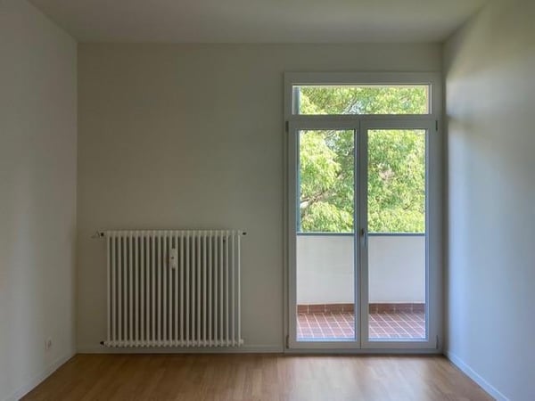 Renovierte Dachwohnung mit zwei Balkonen 5