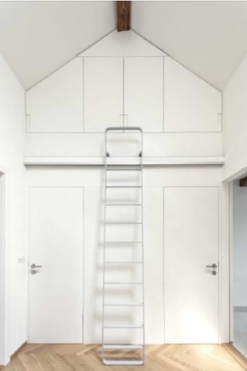 stilvoll sanierte Dachwohnung am Wasgenring 3
