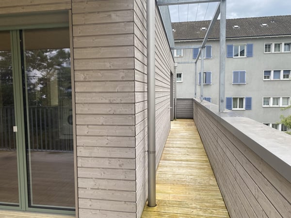 Moderne Wohnung mit grossem Balkon 8
