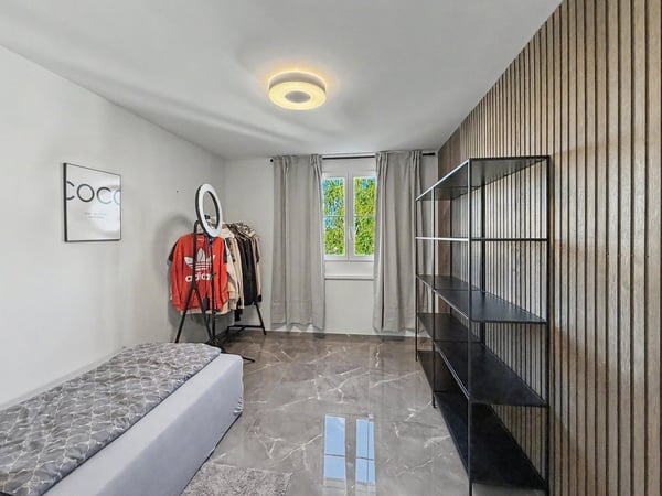 Luxuriöse Penthouse Wohnung mit viel Privatsphäre und Sicht in die Berge 17