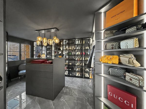 Luxuriöse Penthouse Wohnung mit viel Privatsphäre und Sicht in die Berge 6