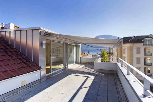 Muralto - Attico di lusso nella nobile Villa Balli | Muralto - Luxuriöse Attikawohnung in der noblen Villa Balli 1