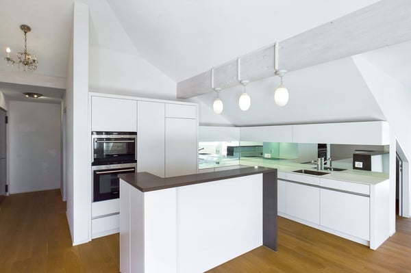 Muralto - Attico di lusso nella nobile Villa Balli | Muralto - Luxuriöse Attikawohnung in der noblen Villa Balli 12