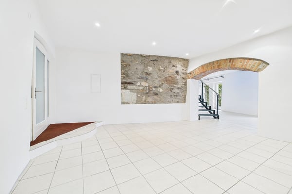 Duplex elegante con vista lago a Carona | Stilvolles Duplex mit Seeblick in Carona 4