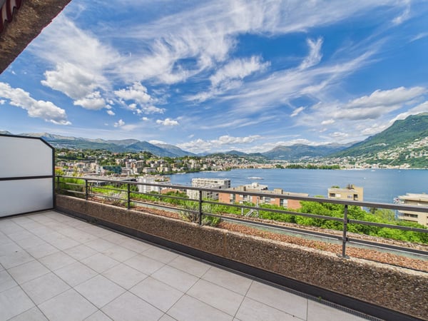 Panoramawohnung mit traumhaftem Blick auf den Golf von Lugano 6